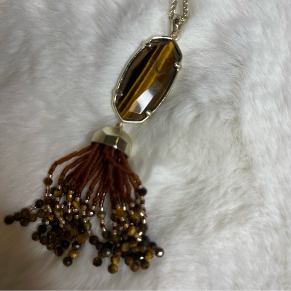 Kendra Scott Necklace - Picture 2 of 7